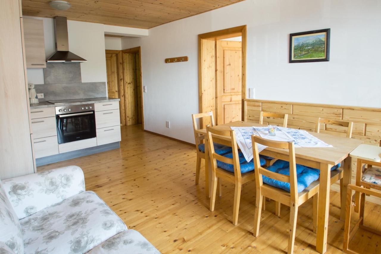 Familienferienhof Stabauer Zell am Moos Exterior foto