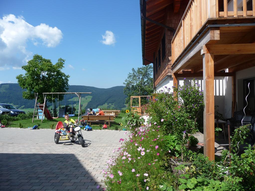 Familienferienhof Stabauer Zell am Moos Exterior foto